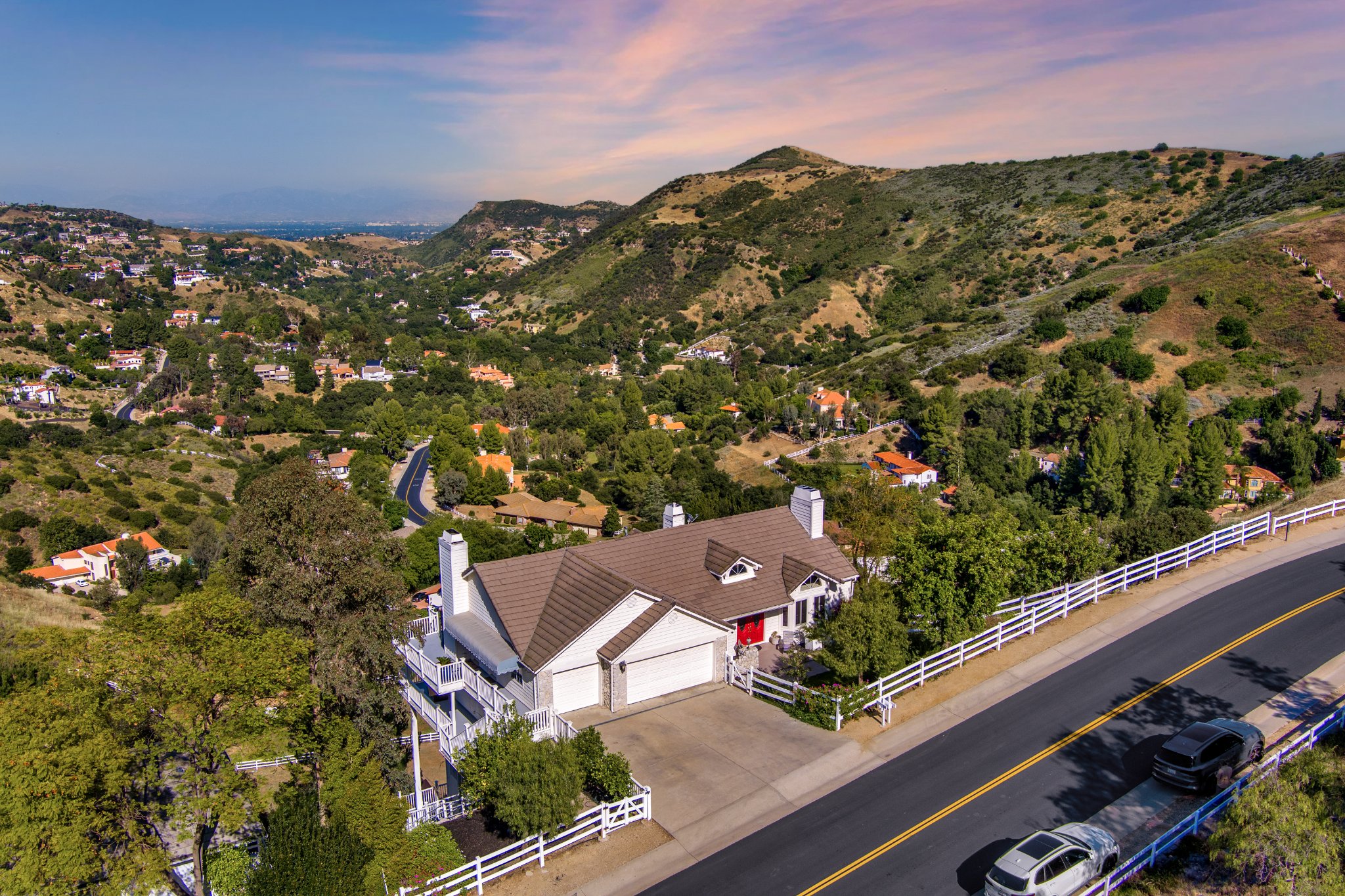 Neighborhood View